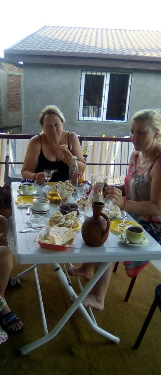 Natia Hotell Telavi Exteriör bild